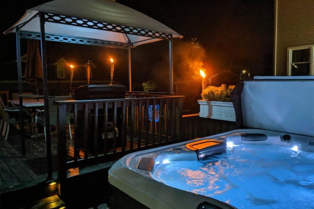 Chain O Lakes Nautical 4Bed 3Bath Waterfront With Bonus Room, Large Deck And Hot Tub Fox Lake Exterior photo