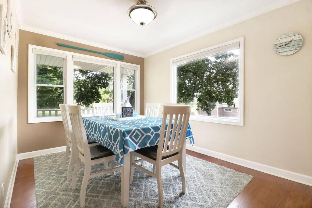 Chain O Lakes Nautical 4Bed 3Bath Waterfront With Bonus Room, Large Deck And Hot Tub Fox Lake Exterior photo
