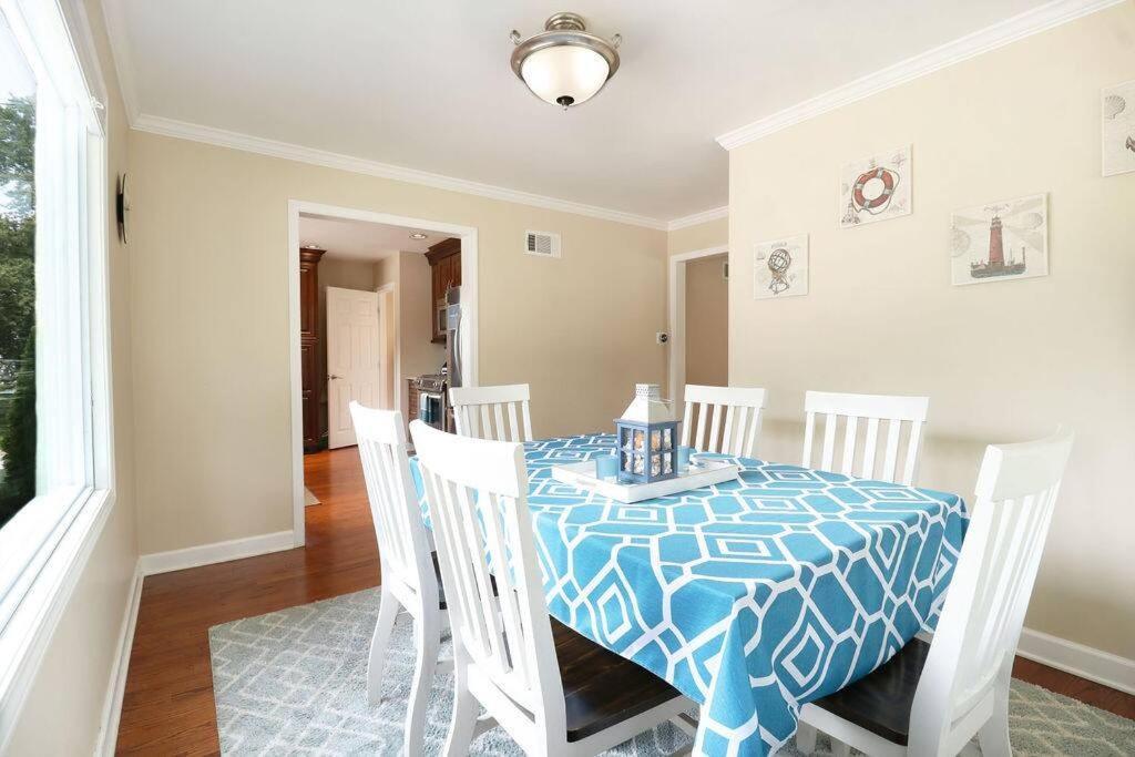 Chain O Lakes Nautical 4Bed 3Bath Waterfront With Bonus Room, Large Deck And Hot Tub Fox Lake Exterior photo
